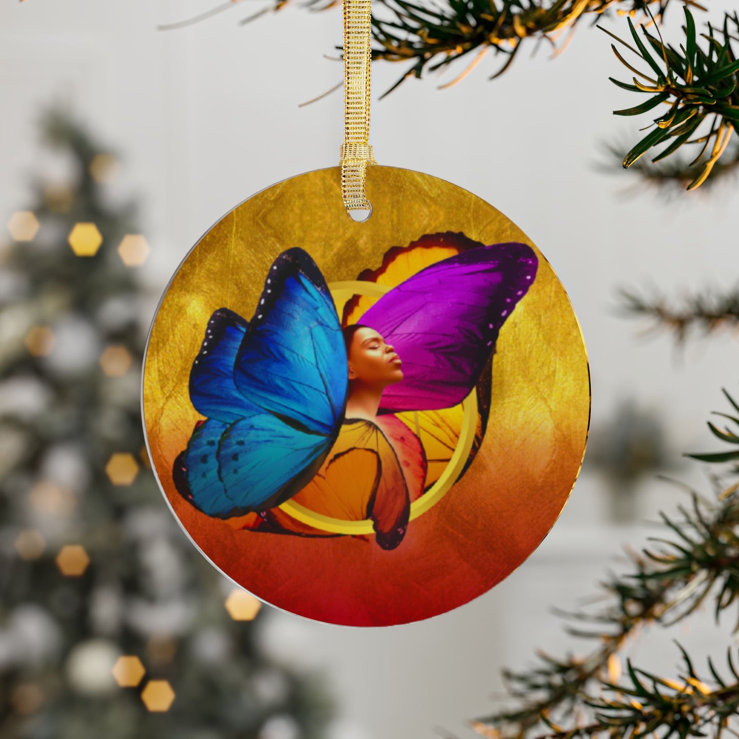 Zuri Signature Ornament
